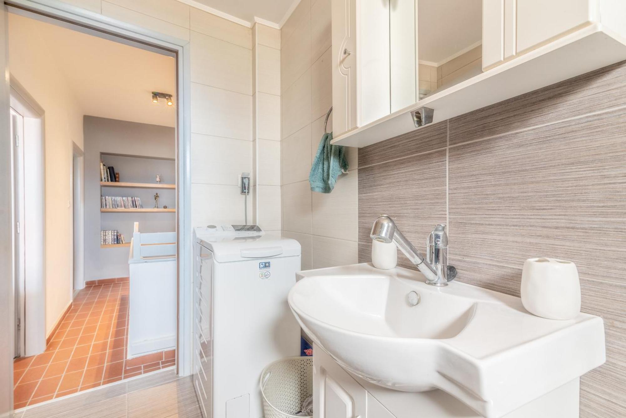 City Loft Near The Airport With Seaview Heraklion Exteriör bild